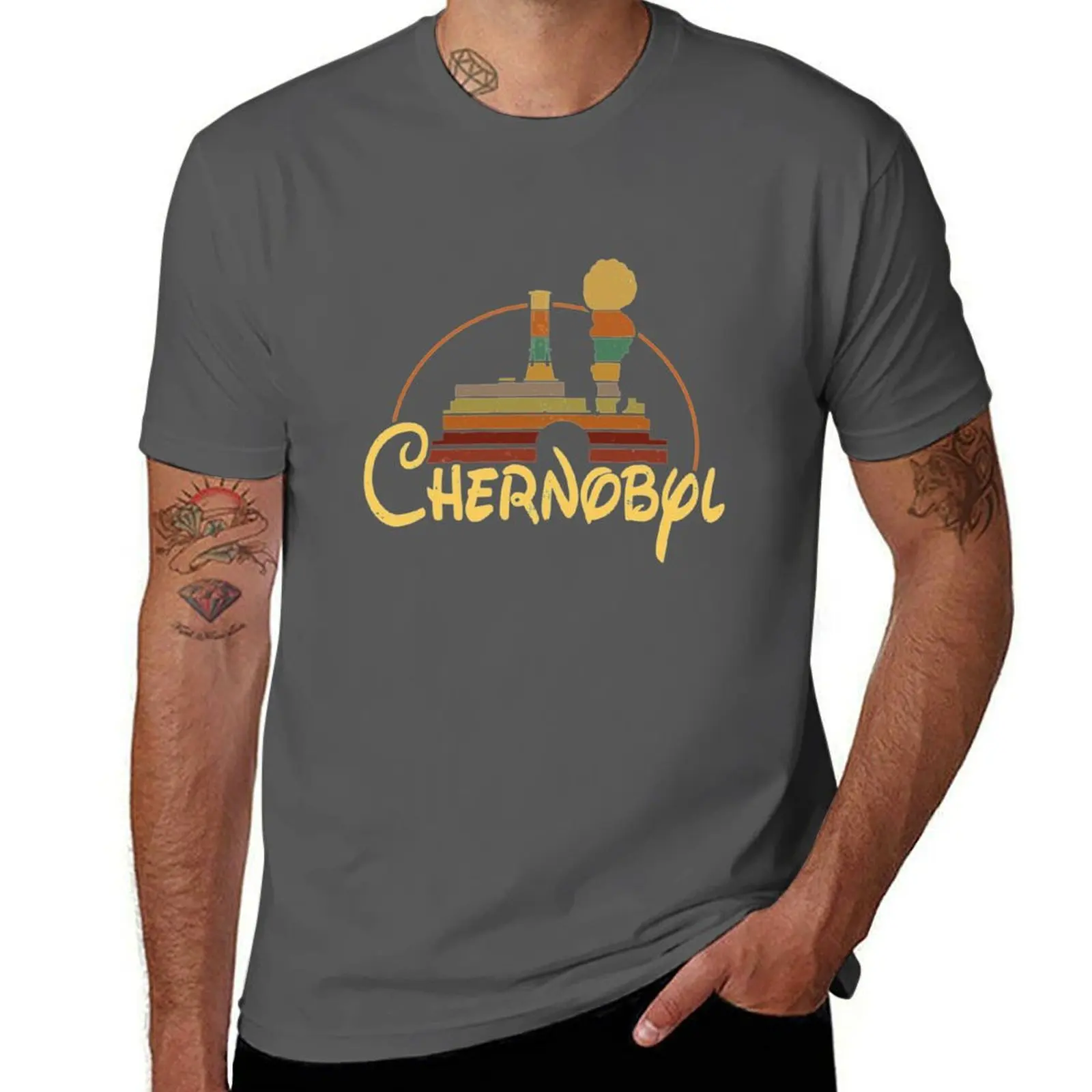 2026 Nuovo T Chernobyl Fantasy - Power Tools Logo recensione e prezzo